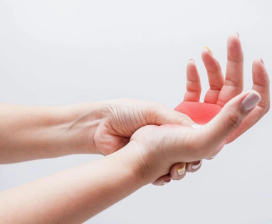 Nhận Biết Sớm Các Triệu Chứng Tụt Canxi Máu: Đừng Bỏ Qua Dấu Hiệu Cảnh Báo!
